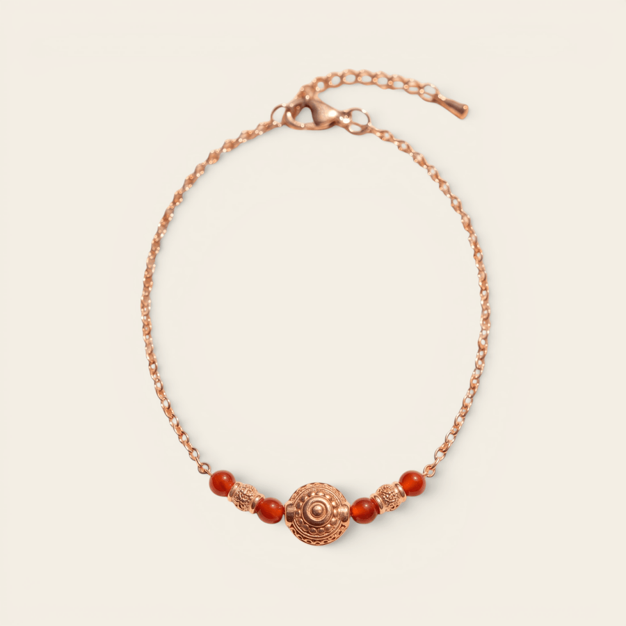 Bracelet Verika Bijoux Maya doré à perle ciselée et agate rouge