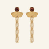 Boucles d'oreilles Ginko pendantes en œil de taureau, acier inoxydable doré - Verika Bijoux